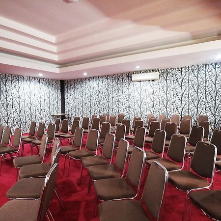 เมรัก ไลฟ์สไตล์ โฮเต็ล Hotel เดนปาซาร์ ภายนอก รูปภาพ
