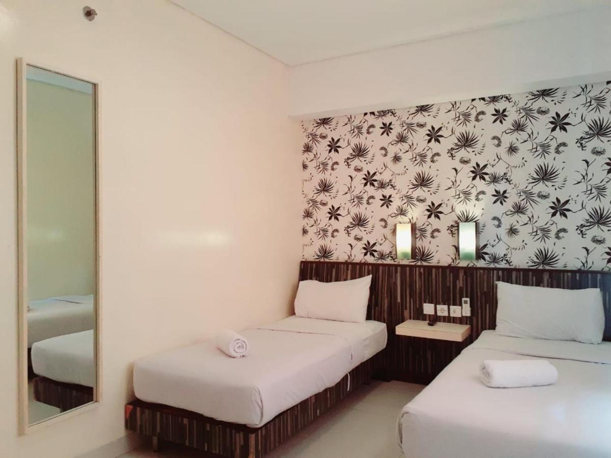 เมรัก ไลฟ์สไตล์ โฮเต็ล Hotel เดนปาซาร์ ภายนอก รูปภาพ