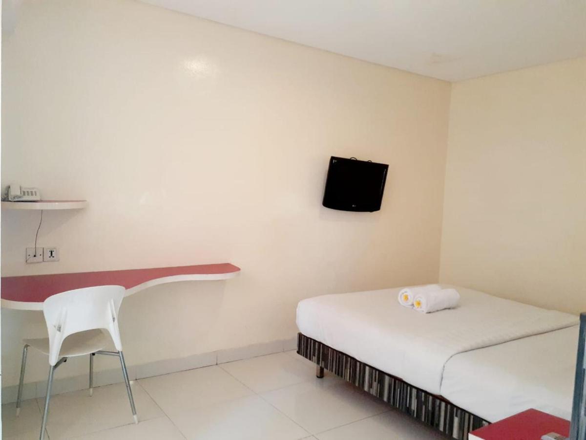 เมรัก ไลฟ์สไตล์ โฮเต็ล Hotel เดนปาซาร์ ภายนอก รูปภาพ