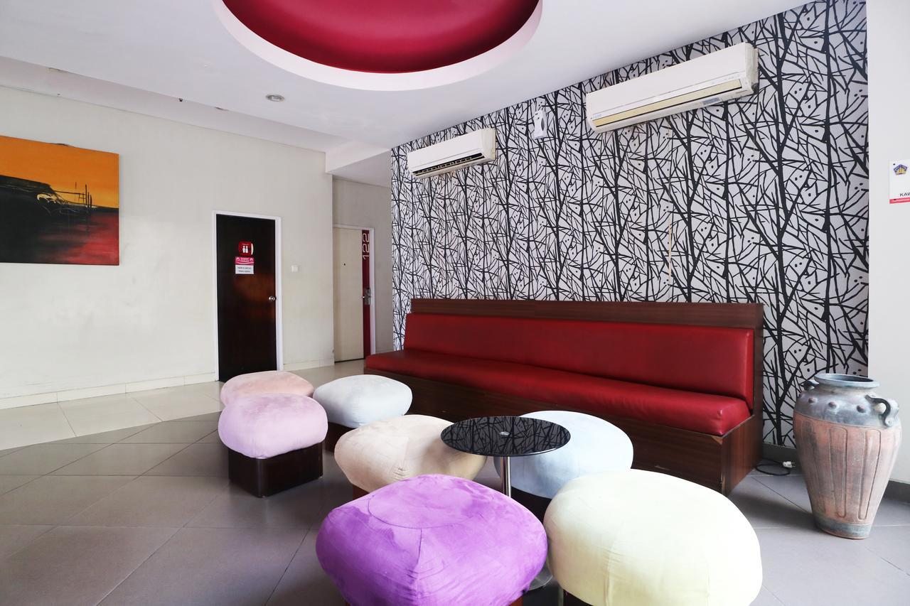 เมรัก ไลฟ์สไตล์ โฮเต็ล Hotel เดนปาซาร์ ภายนอก รูปภาพ
